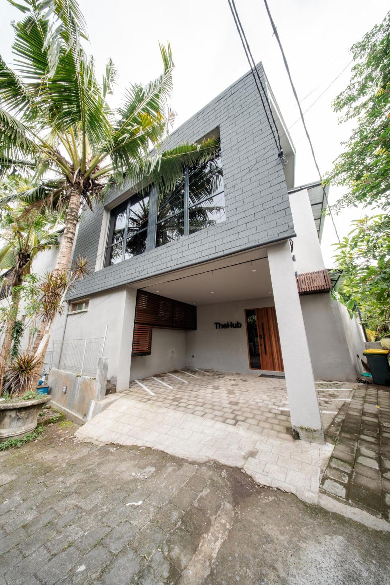 Thehub Pererenan Coworking, Pool And Rooftop Canggu Eksteriør billede