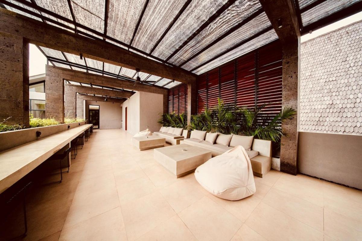 Thehub Pererenan Coworking, Pool And Rooftop Canggu Eksteriør billede