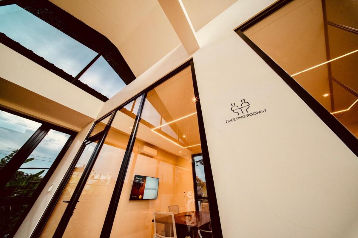 Thehub Pererenan Coworking, Pool And Rooftop Canggu Eksteriør billede